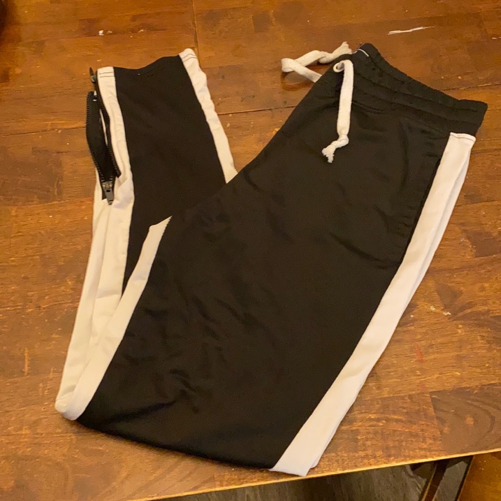 Forever 21 Men’s Large Joggers - Black with White Stripe
